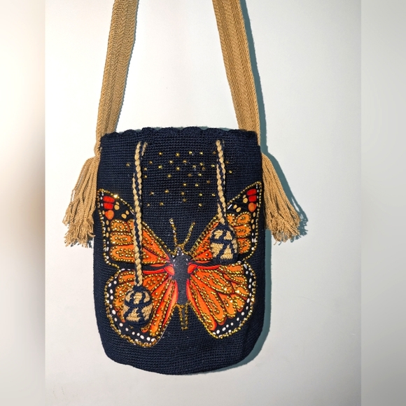 SOLD!  Wayuu Bag Golden Butterfly/ Dark Blue/ Camel/ Handmade Bag/ - Picture 8 of 10